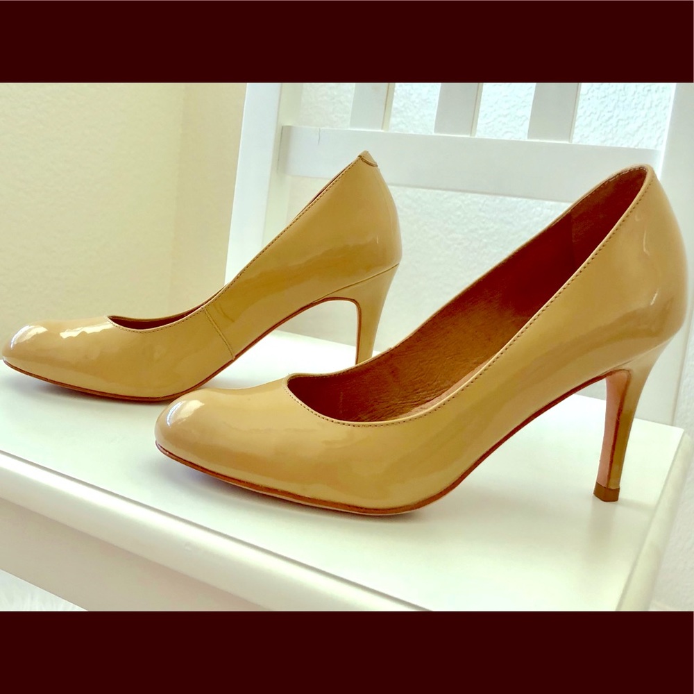 Corso Como day to day comfortable heels.